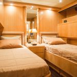 Mangusta 80 Cabin